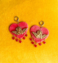 Load image into Gallery viewer, Cherub Hearts - Stone