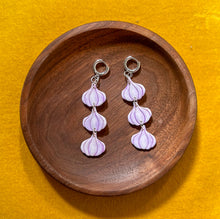 Load image into Gallery viewer, Garlic Girl