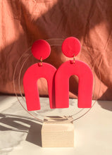 Load image into Gallery viewer, Arches -- Hibiscus