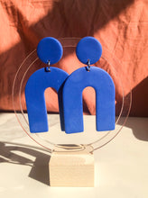 Load image into Gallery viewer, Arches -- Cobalt