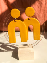 Load image into Gallery viewer, Arches -- Mustard