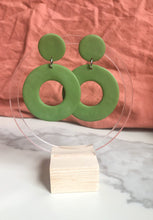 Load image into Gallery viewer, Twiggy