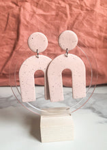 Load image into Gallery viewer, Arches -- Speckled Blush