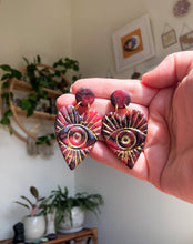 Load image into Gallery viewer, Heart Eyes